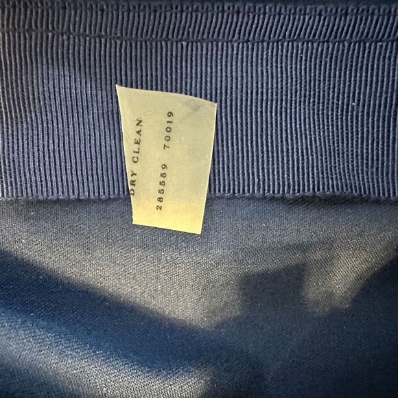 Ann Taylor blue pencil skirt- size 6 - Picture 7 of 8